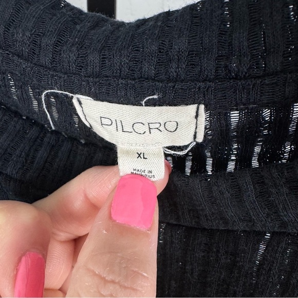 Pilcro Semi Sheer Ribbed Short Sleeve Black Top Size XL - Picture 3 of 6